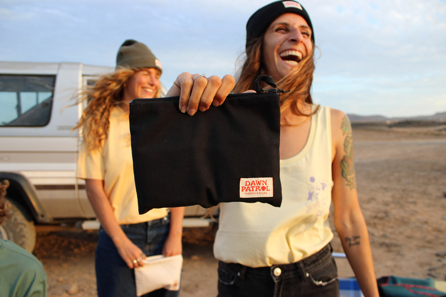 PETRA Organic case Black