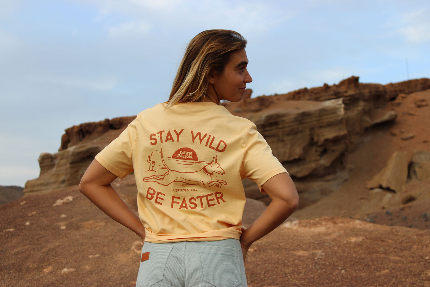 BE FASTER Regular T-Shirt Nispero