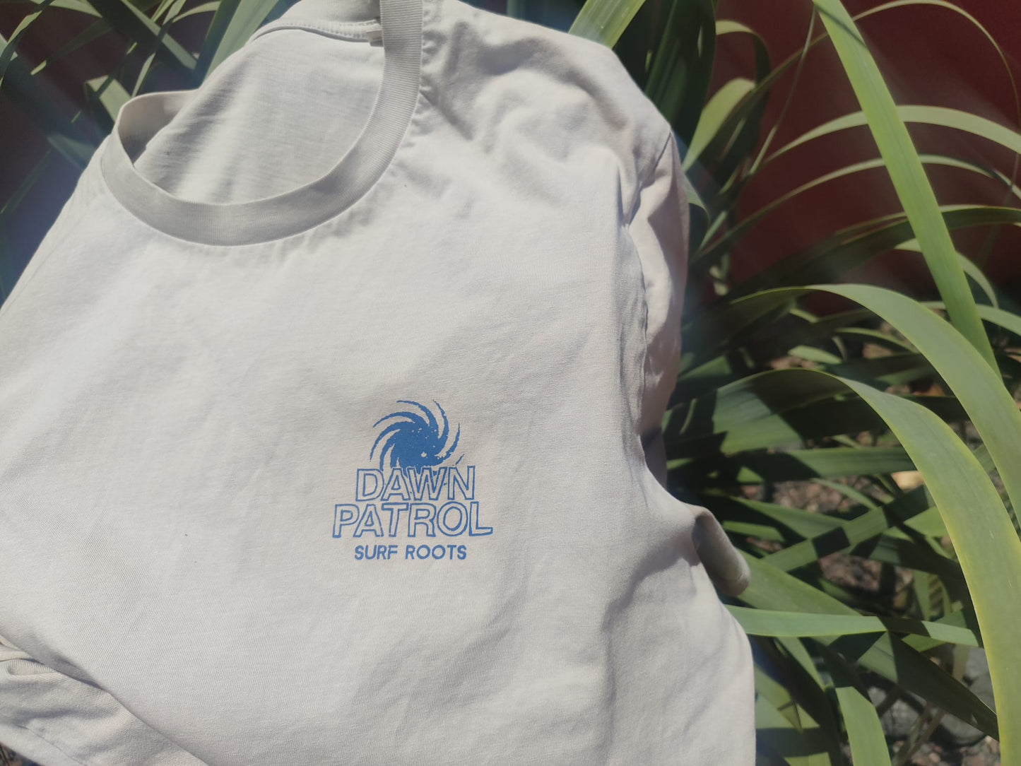 SURF ROOTS Regular T-Shirt Desert